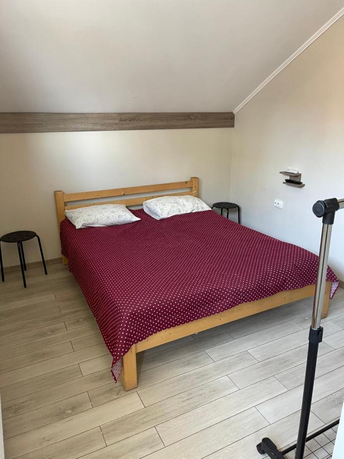 Hostel U Pottera Черновцы Экстерьер фото