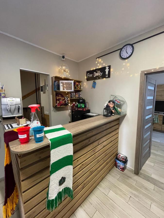 Hostel U Pottera Черновцы Экстерьер фото